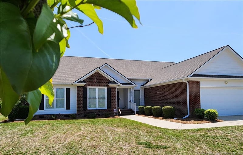 6414 Walworth Rd, Fayetteville, NC 28311