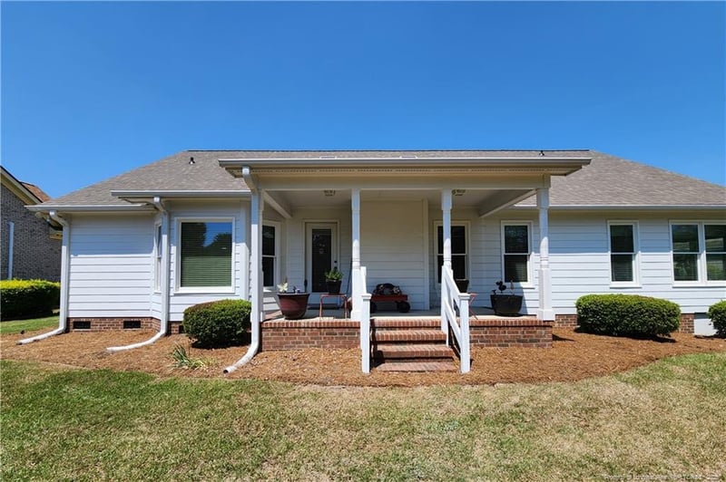 6414 Walworth Rd, Fayetteville, NC 28311