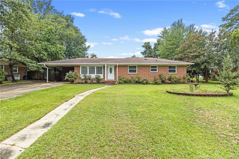 6415 Deland Ave, Fayetteville, NC 28303