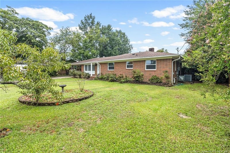 6415 Deland Ave, Fayetteville, NC 28303