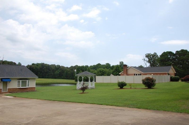6415 Zacks Mill Rd, Angier, NC 27501