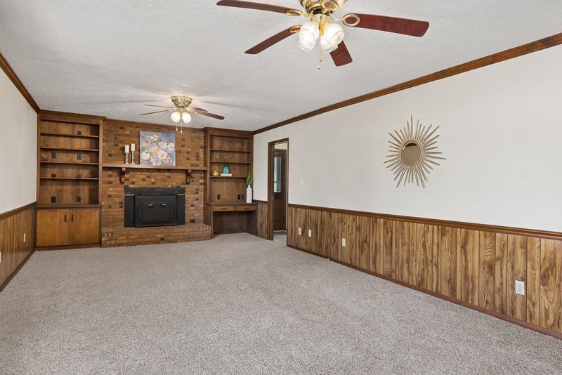 6416 Buffaloe Rd, Raleigh, NC 27616