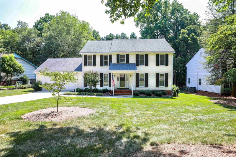 6416 Chapman Ct, Raleigh, NC 27612