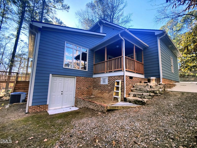 6416 Lakeway Dr, Raleigh, NC 27612