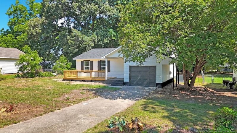 6416 Winter Park Dr, Fayetteville, NC 28304