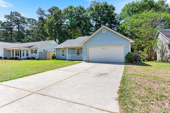 6417 Rhemish Dr, Fayetteville, NC 28304