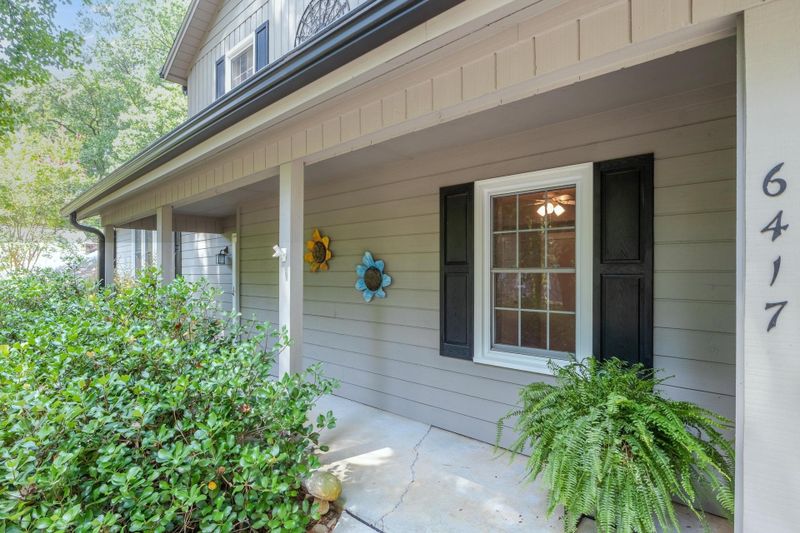 6417 Rockrest Ct, Raleigh, NC 27612