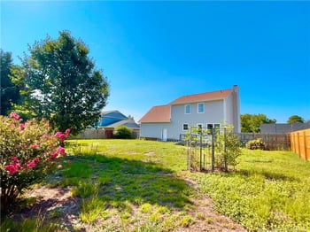 6418 Streeter Dr, Hope Mills, NC 28348