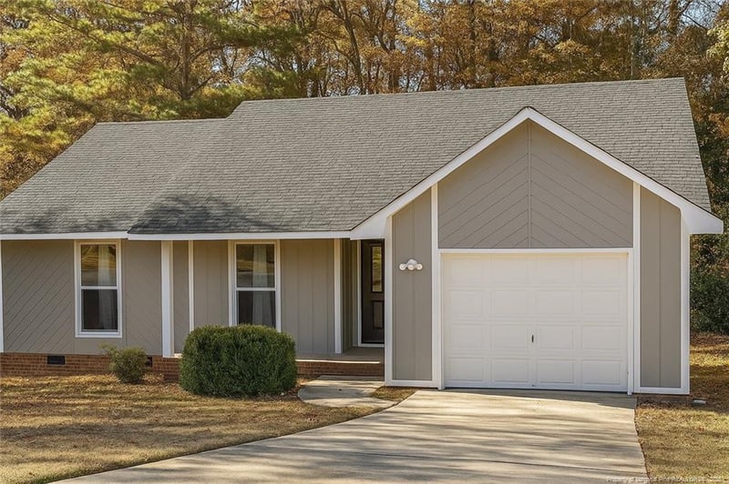 6419 Green Meadow Rd, Fayetteville, NC 28304