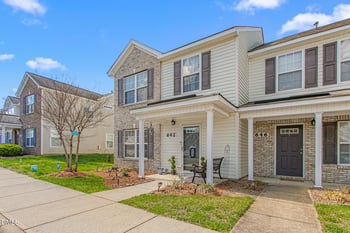 642 Cairn Cir, Burlington, NC 27217