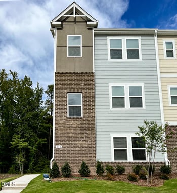 642 Firebrick Dr, Cary, NC 27519
