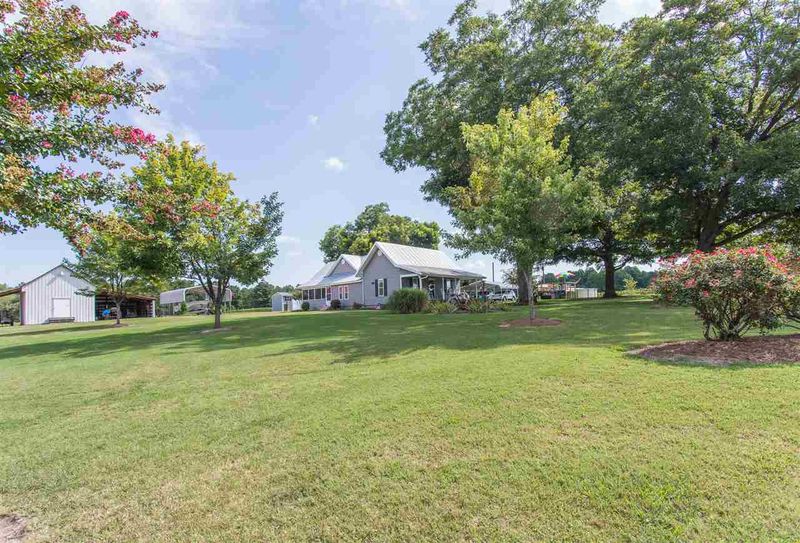 642 Long Branch Rd, Smithfield, NC 27577
