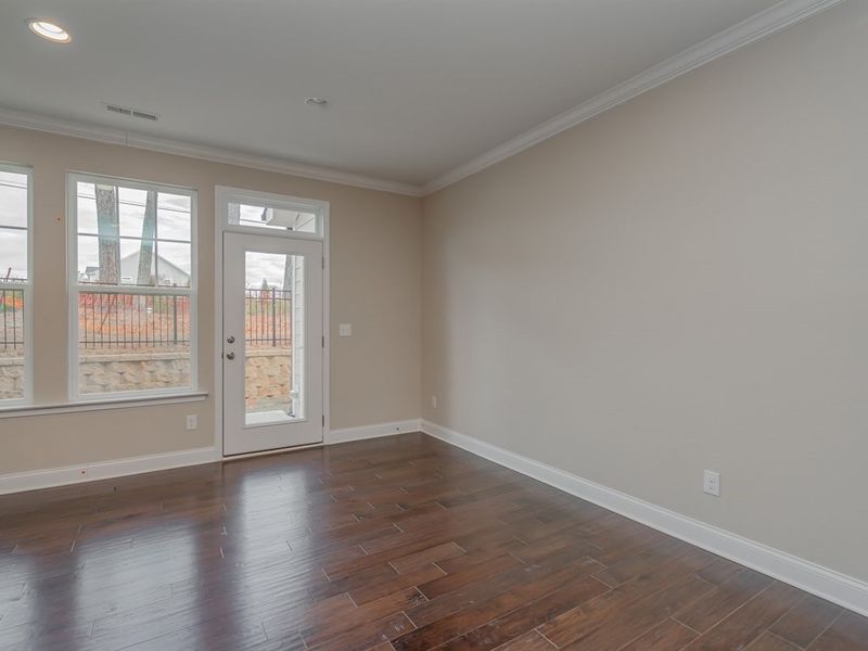 642 Newlyn Dr #32, Raleigh, NC 27606