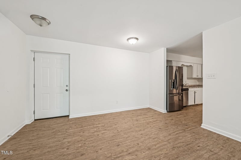 642 Pine Ridge Pl, Raleigh, NC 27609