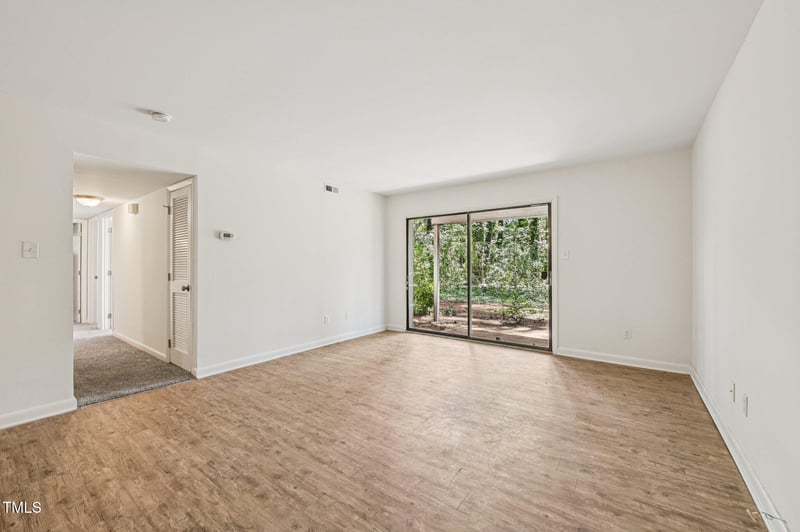 642 Pine Ridge Pl, Raleigh, NC 27609