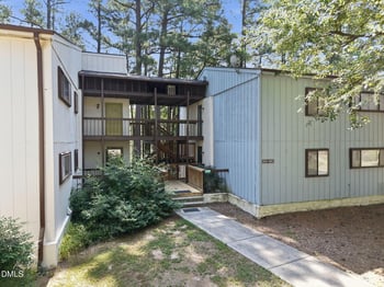 642 Pine Ridge Pl, Raleigh, NC 27609