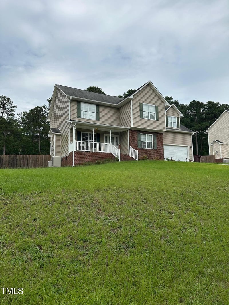 642 Pinevalley Ln, Sanford, NC 27332