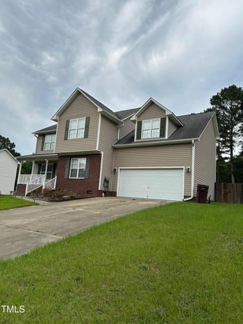 642 Pinevalley Ln, Sanford, NC 27332