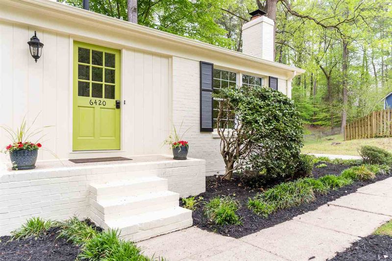 6420 Dixon Dr, Raleigh, NC 27609