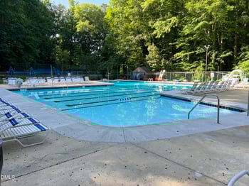 6420 Lakeway Dr, Raleigh, NC 27612