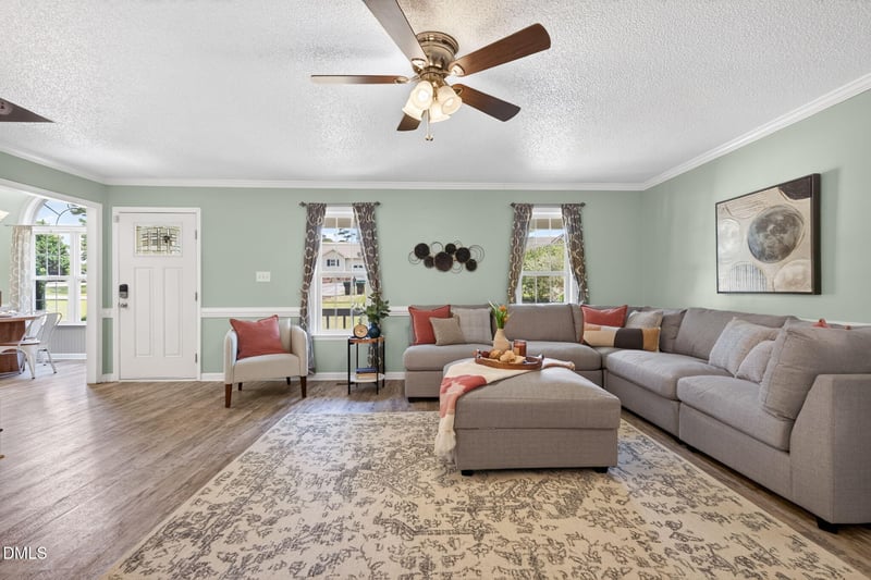 6420 Silver Spring Ct, Willow Springs, NC 27592