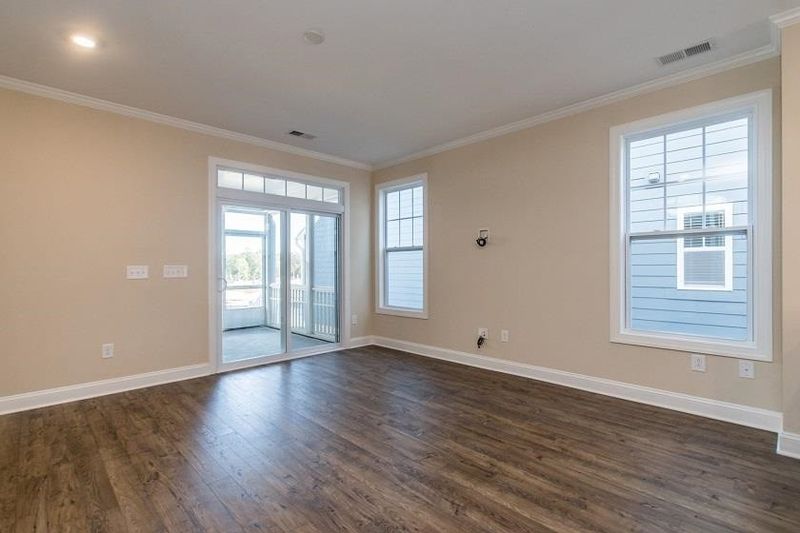 6420 Truxton Ln, Raleigh, NC 27616