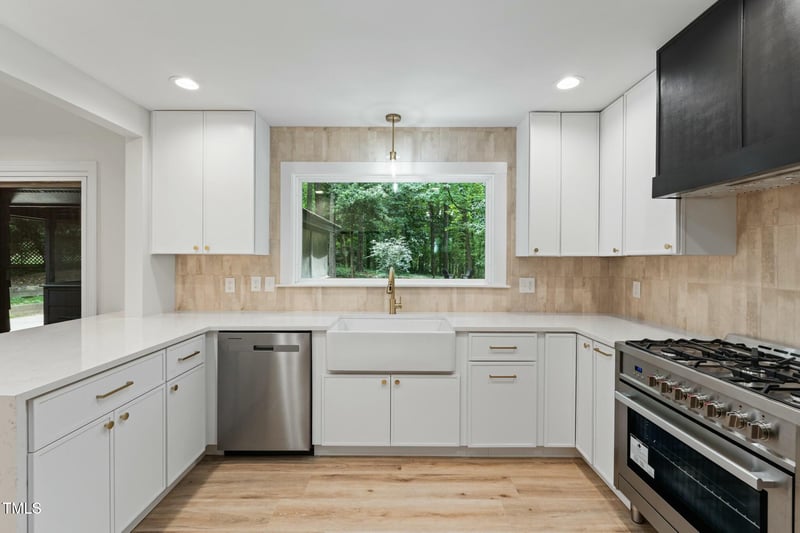 6421 Arrington Rd, Raleigh, NC 27607