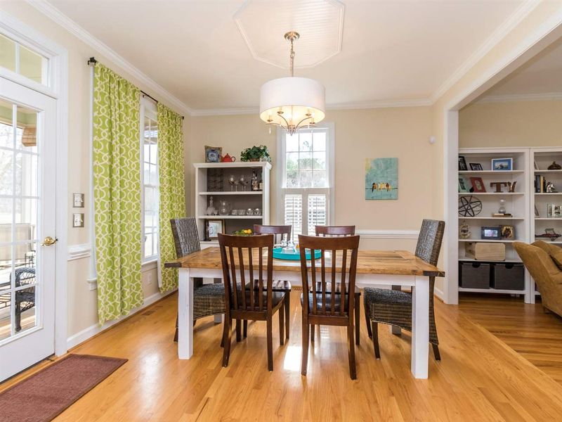 6421 Cablewood Dr, Raleigh, NC 27603
