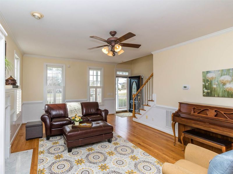 6421 Cablewood Dr, Raleigh, NC 27603