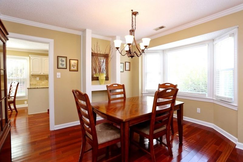 6421 Dry Fork Ln, Raleigh, NC 27617