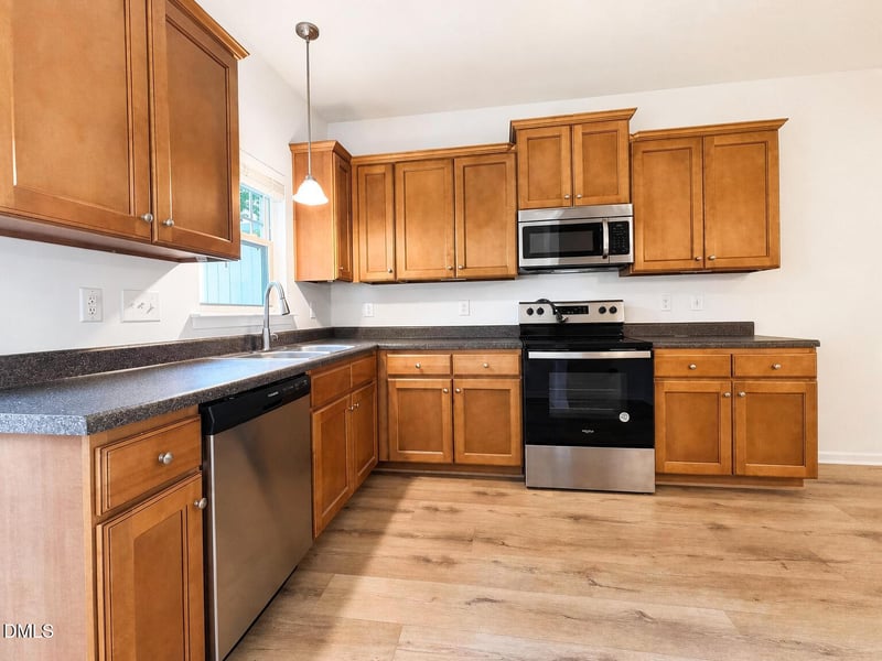 6421 Hatchies Dr, Raleigh, NC 27610