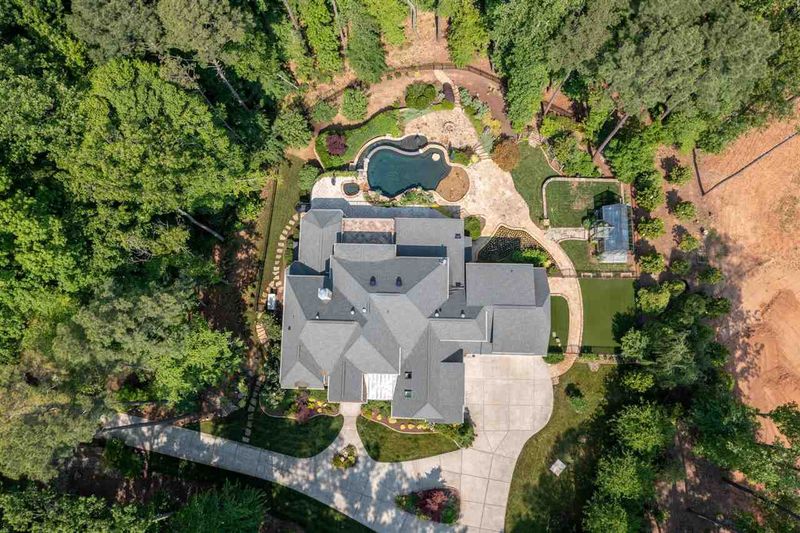 6421 Sassafras Ct, Raleigh, NC 27614
