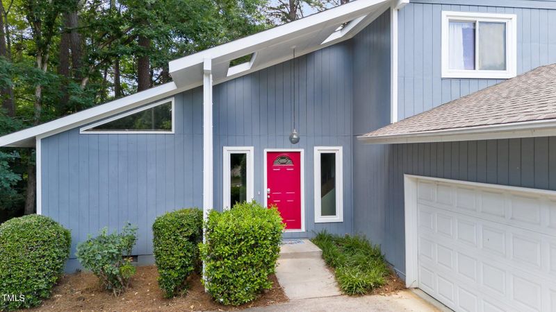 6421 Secret Dr, Raleigh, NC 27612