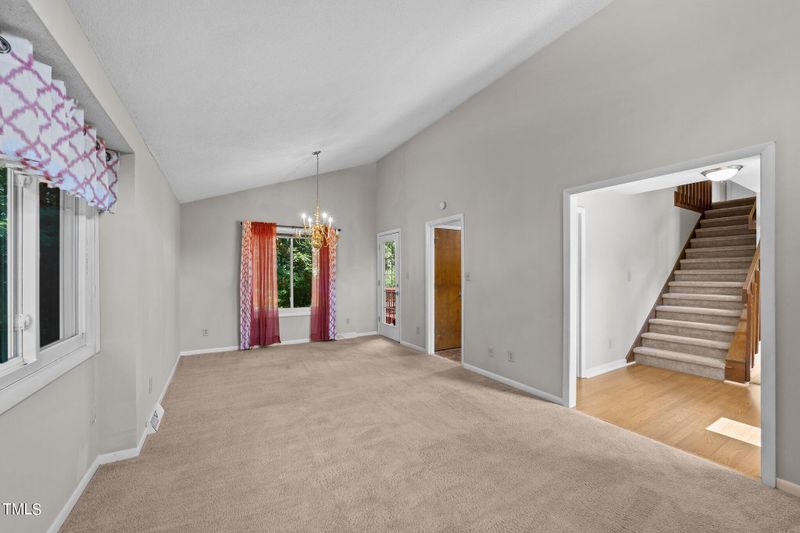 6421 Secret Dr, Raleigh, NC 27612