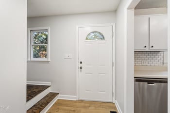 6422 English Oaks Dr, Raleigh, NC 27615