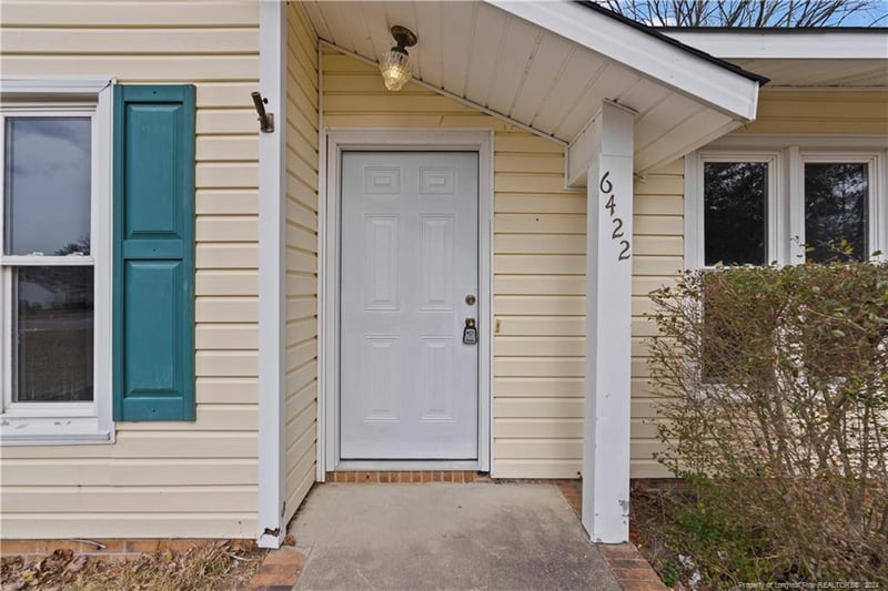 6422 Rannock Dr, Fayetteville, NC 28304