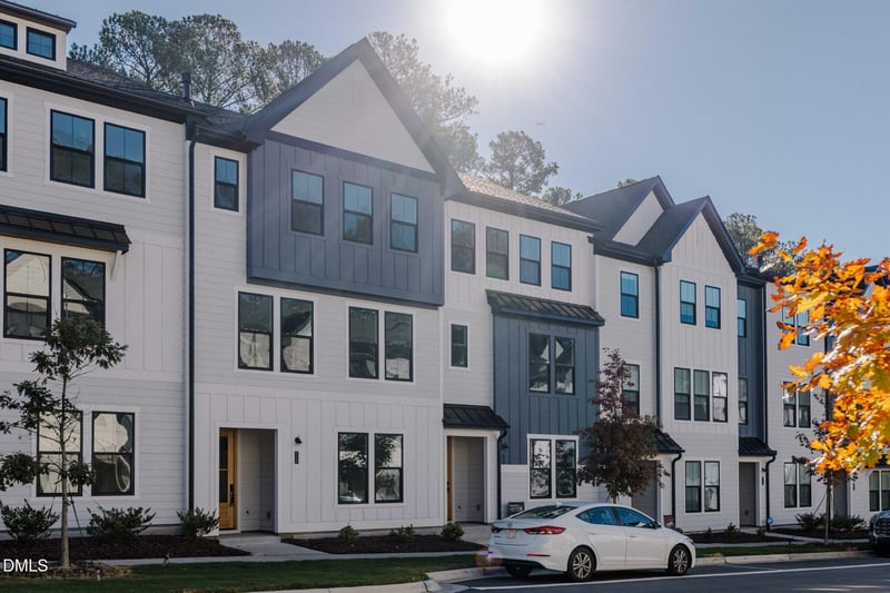 6422 Tanner Oak Ln, Raleigh, NC 27613