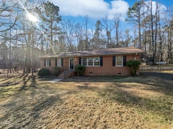 6423 Whitt Rd, Durham, NC 27712