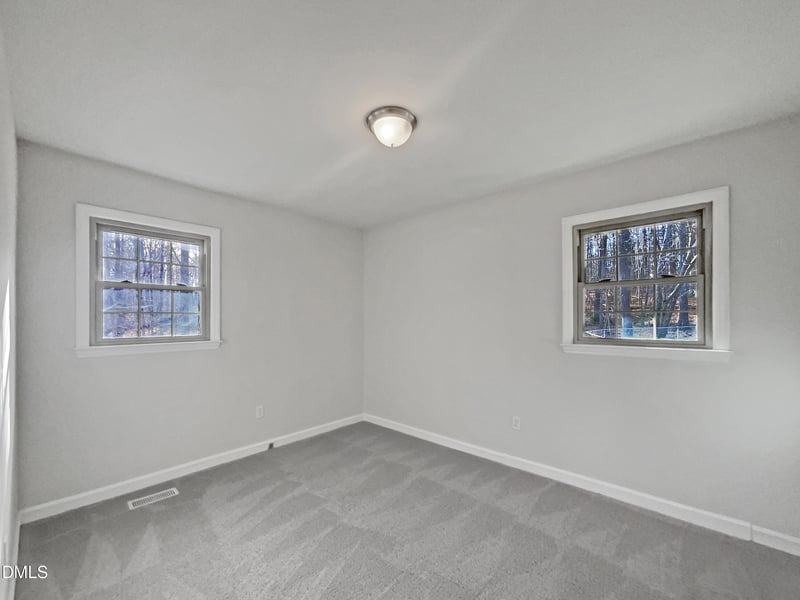 6423 Whitt Rd, Durham, NC 27712