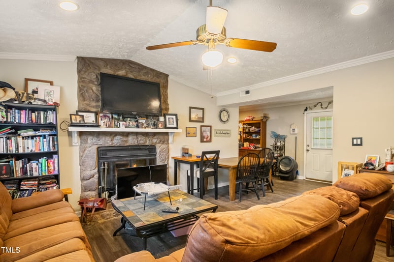 6424 Bretton Woods Dr, Hope Mills, NC 28348