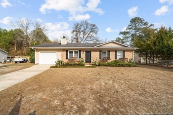 6424 Bretton Woods Dr, Hope Mills, NC 28348