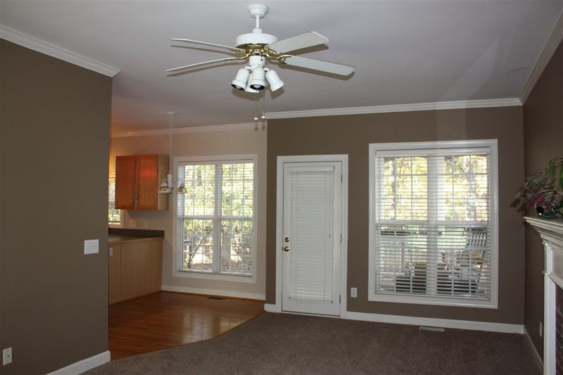 6424 Nowell Pointe Dr, Raleigh, NC 27607