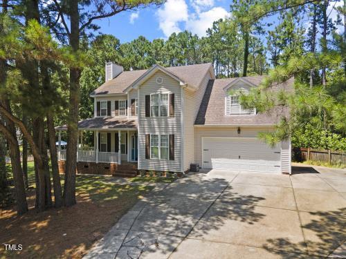 6425 Cross Ridge Dr, Holly Springs, NC 27540