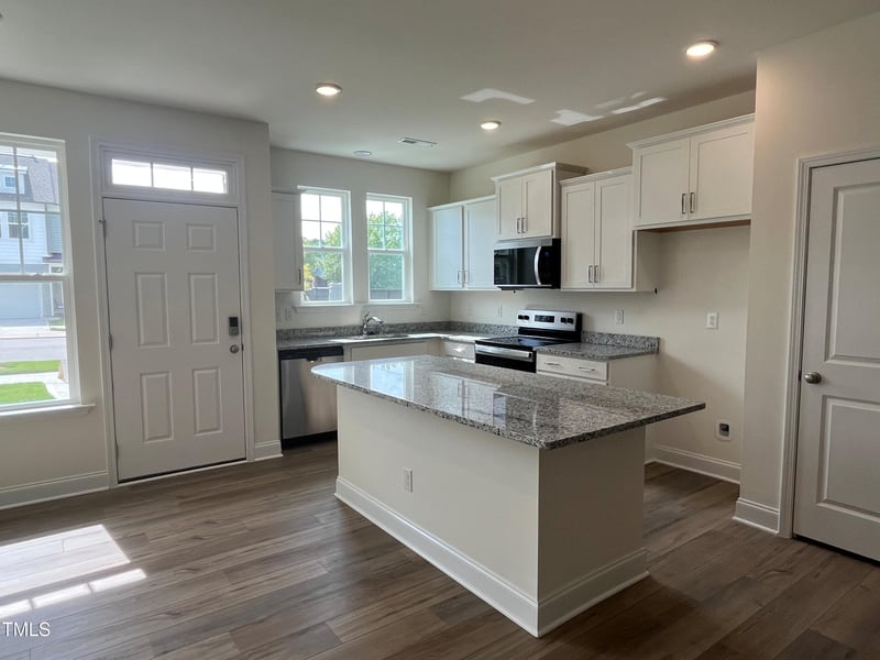 6425 Granite Quarry Dr, Raleigh, NC 27610