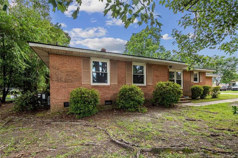 6425 Morganton Rd, Fayetteville, NC 28314