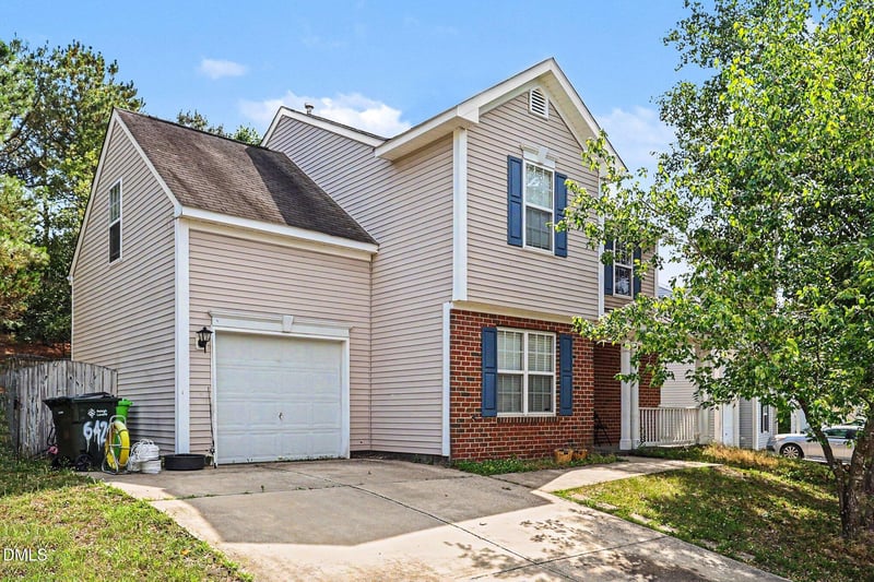 6428 Saybrooke Dr, Raleigh, NC 27604
