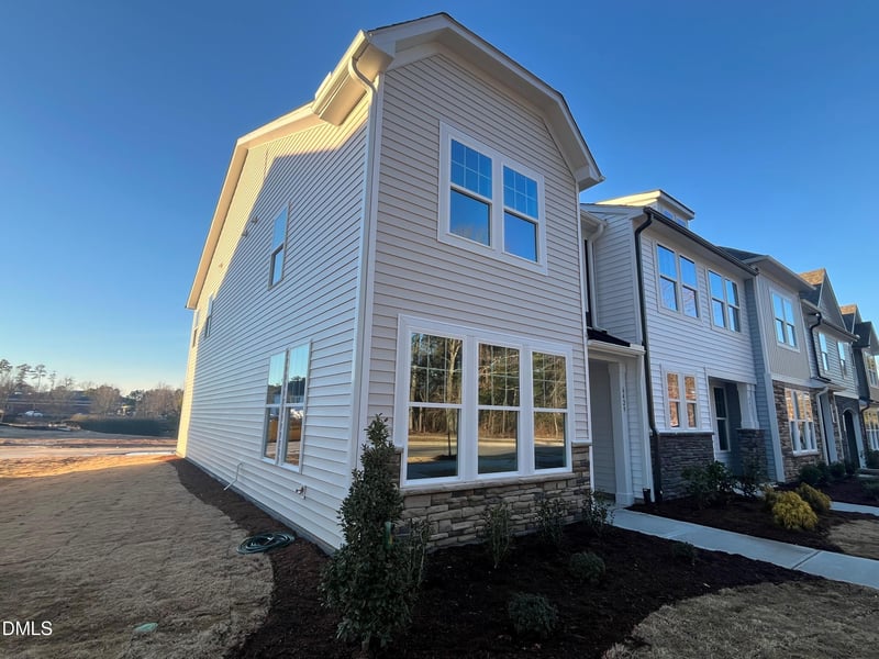 6429 Granite Quarry Dr, Raleigh, NC 27610