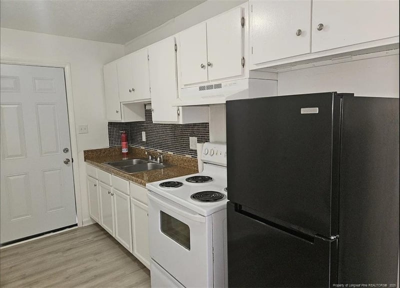6429 Starbrook Dr, Fayetteville, NC 28304
