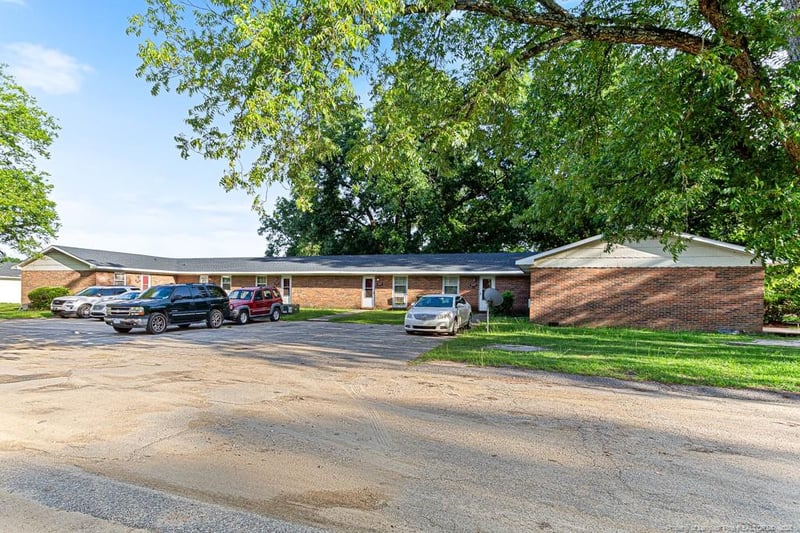 6429 Starbrook Dr, Fayetteville, NC 28304