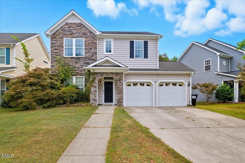 643 Ashbrittle Dr, Rolesville, NC 27571